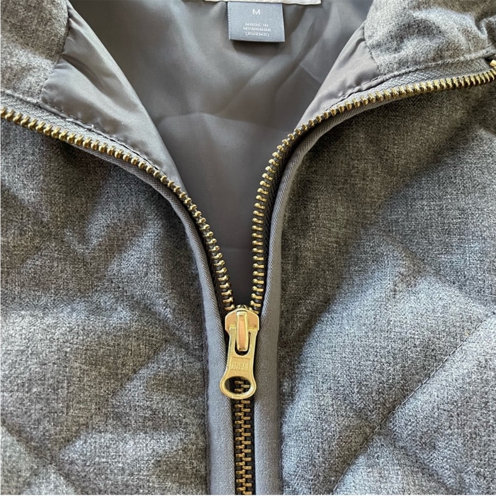 Old Navy Vest Gray Quilted Women’s Size Medium - Picture 3 of 10